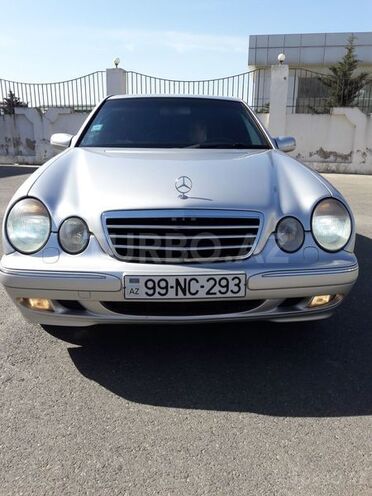 Mercedes E 270 2000, 248,000 km - 2.7 l - Bakı