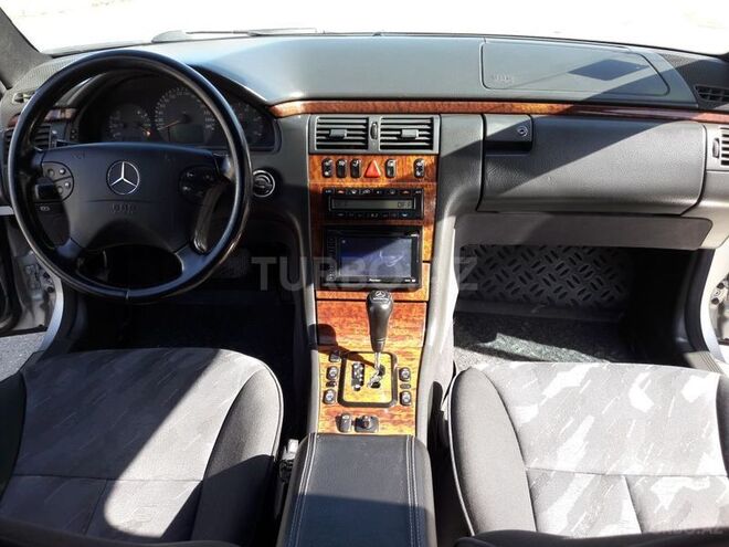Mercedes E 270 2000, 248,000 km - 2.7 l - Bakı