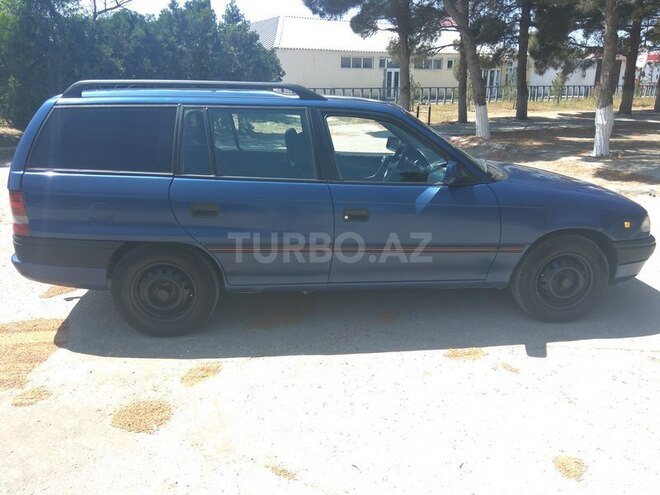 Opel Astra 1994, 400,852 km - 1.6 l - Bakı