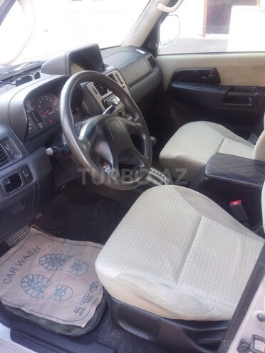 Mitsubishi Pajero io 2002, 241,000 km - 0.2 l - Bakı