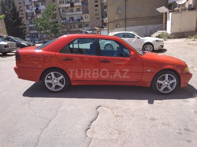 Mercedes C 200 2000, 251,000 km - 2.0 l - Bakı