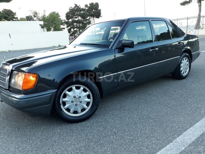 Mercedes E 200 1992, 240,000 km - 2.0 l - Sumqayıt
