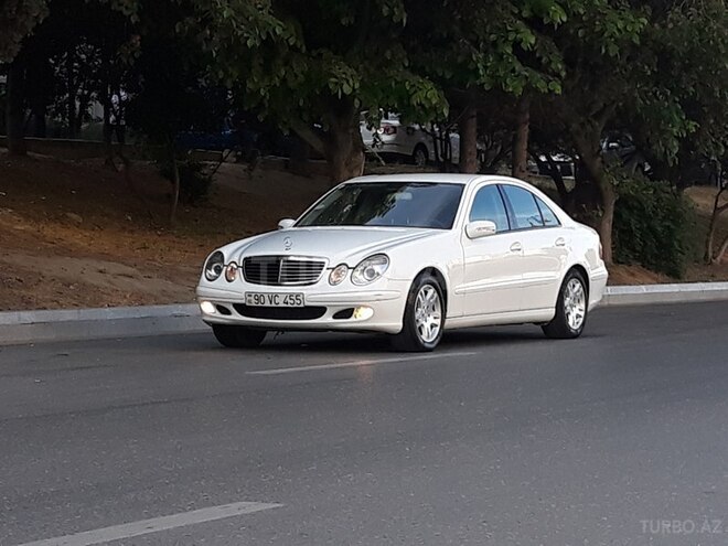 Mercedes E 220 2005, 249,763 km - 2.2 l - Bakı