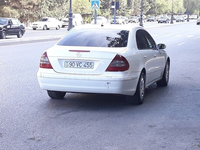 Mercedes E 220 2005, 249,763 km - 2.2 l - Bakı