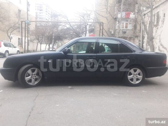 Mercedes E 230 1997, 280,000 km - 2.3 l - Bakı