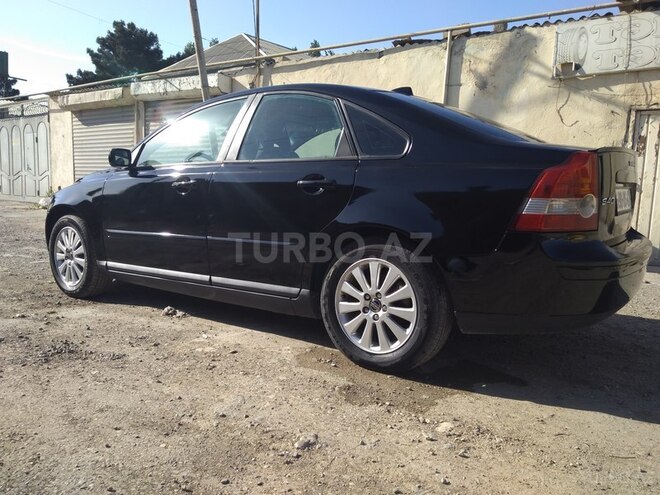 Volvo  2005, 127,000 km - 2.4 l - Bakı