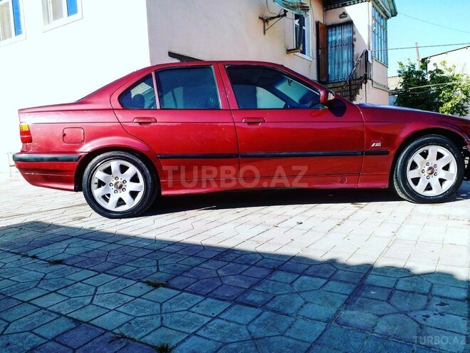BMW 320 1992, 286,000 km - 2.0 l - Xırdalan