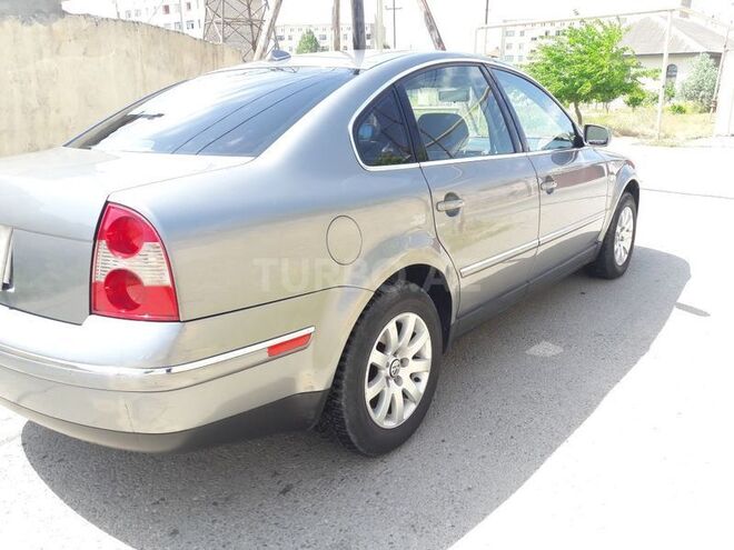 Volkswagen Passat 2003, 290,000 km - 1.8 l - Bakı