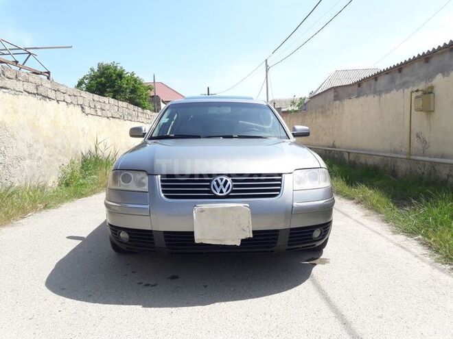 Volkswagen Passat 2003, 290,000 km - 1.8 l - Bakı