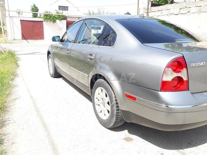 Volkswagen Passat 2003, 290,000 km - 1.8 l - Bakı