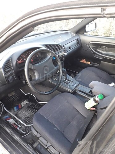 BMW 320 1993, 286,524 km - 2.0 l - Bakı