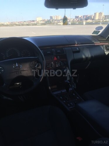Mercedes E 240 2000, 196,097 km - 2.4 л - Bakı