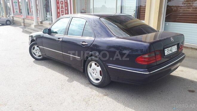 Mercedes E 240 2000, 269,000 km - 2.4 l - Bakı