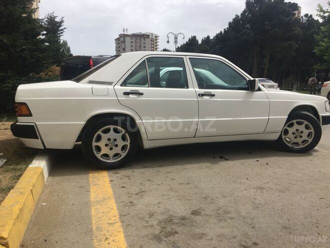Mercedes 190 1990, 268,000 km - 2.0 l - Bakı