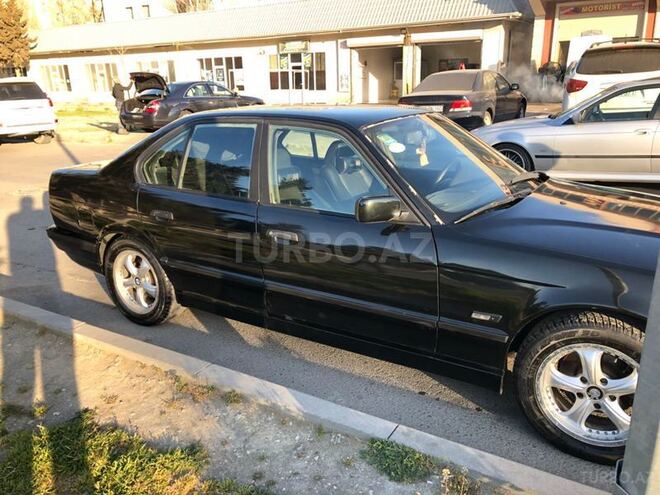 BMW 520 1995, 317,000 km - 2.0 l - Bakı