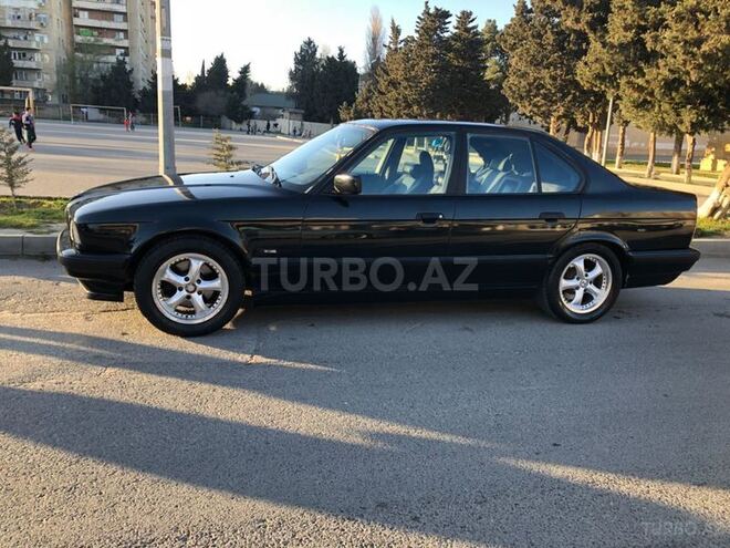 BMW 520 1995, 317,000 km - 2.0 l - Bakı