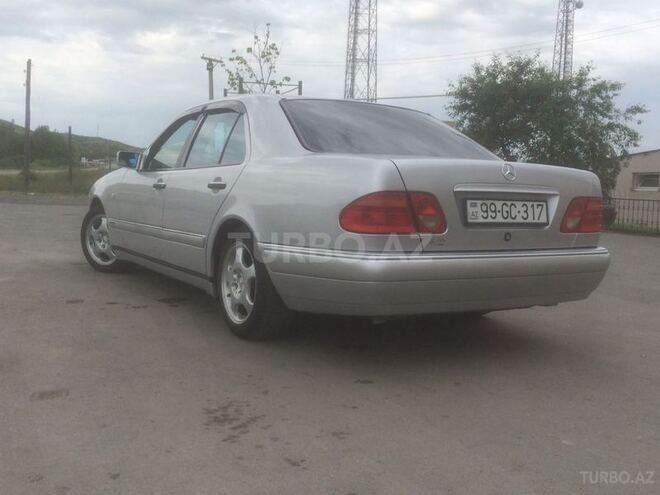 Mercedes E 200 1998, 243,000 km - 2.0 л - Balakən