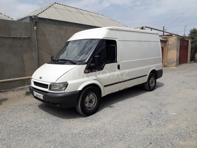 Ford Transit 2004, 320,000 km - 2.4 l - 