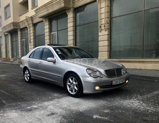 Mercedes C 240 2001, 207,000 km - 2.6 l - Bakı
