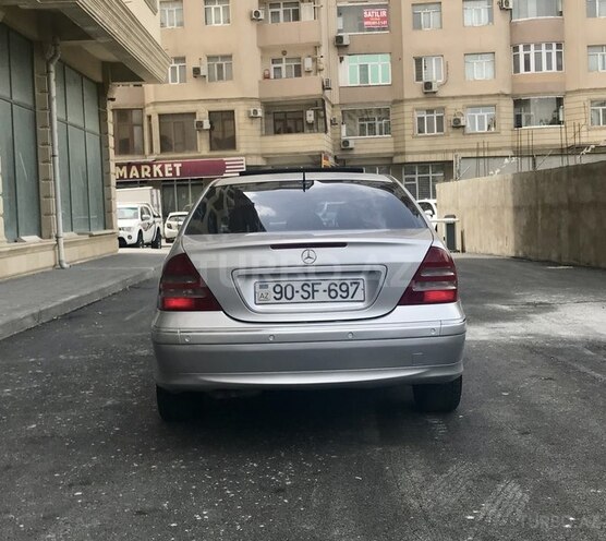 Mercedes C 240 2001, 207,000 km - 2.6 l - Bakı