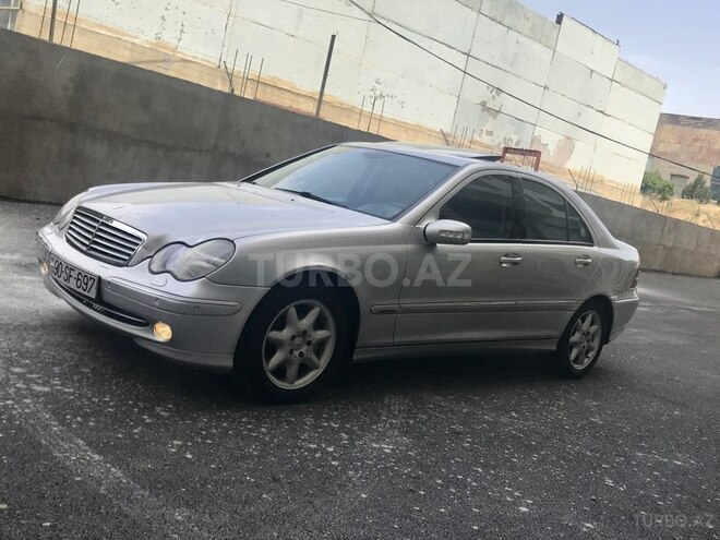 Mercedes C 240 2001, 207,000 km - 2.6 l - Bakı