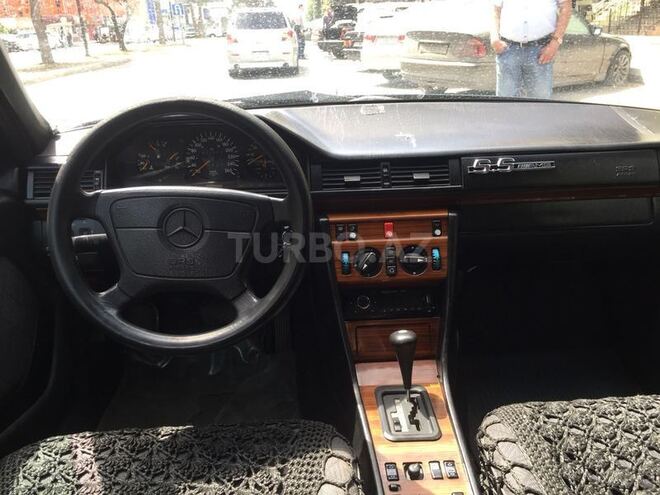 Mercedes E 280 1994, 475,000 km - 2.8 l - Bakı