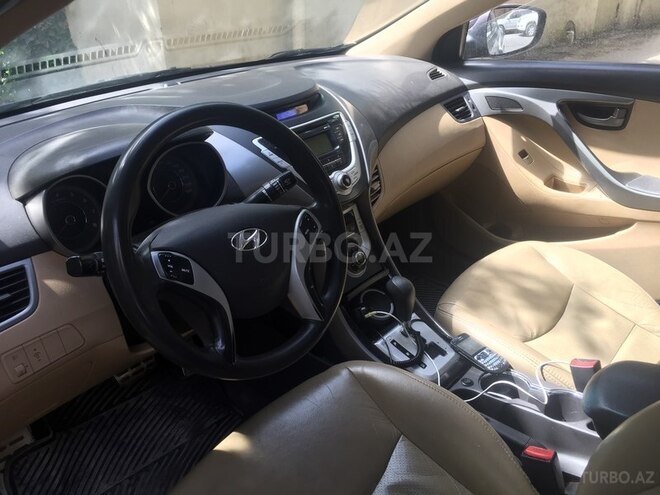 Hyundai Elantra 2011, 180,000 km - 1.6 л - Bakı