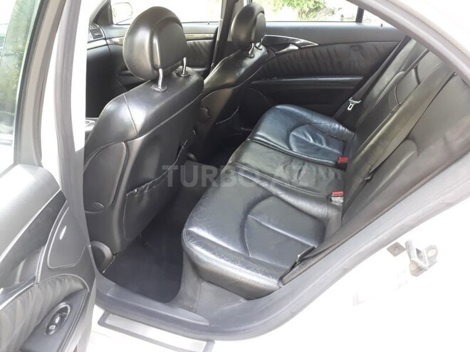 Mercedes E 270 2003, 322,300 km - 2.7 l - Bakı
