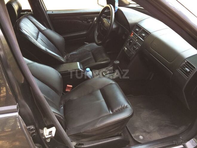 Mercedes C 200 1995, 298,000 km - 2.0 l - Sumqayıt