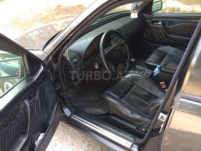 Mercedes C 200 1995, 298,000 km - 2.0 l - Sumqayıt