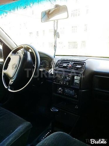 Opel Vectra 1995, 350,000 km - 1.8 l - Bakı