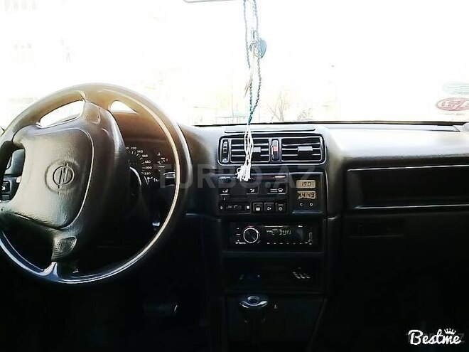 Opel Vectra 1995, 350,000 km - 1.8 l - Bakı