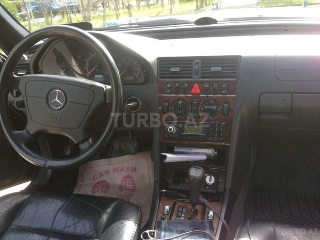 Mercedes C 230 2000, 220,000 km - 2.3 l - Bakı