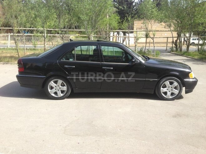 Mercedes C 230 2000, 220,000 km - 2.3 l - Bakı
