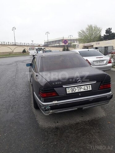 Mercedes E 300 1991, 350,000 km - 10.0 l - Bakı