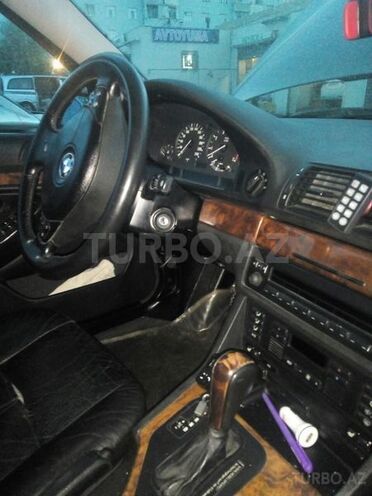 BMW 535 2000, 326,000 km - 0.4 l - Bakı