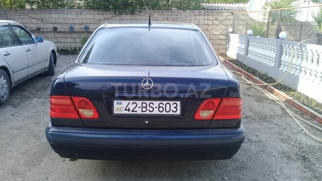 Mercedes E 200 1999, 285,000 km - 2.0 л - Astara