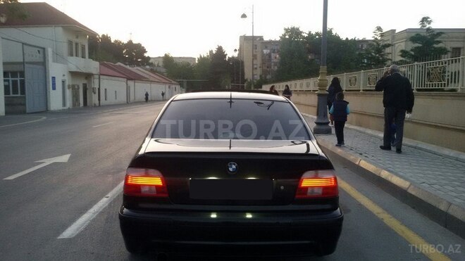 BMW 530 2001, 298,876 km - 3.0 l - Bakı