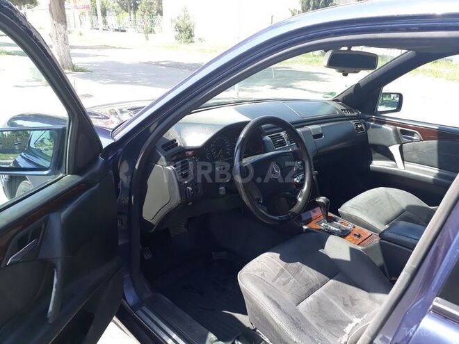 Mercedes C 180 1995, 234,564 km - 1.8 l - Göygöl