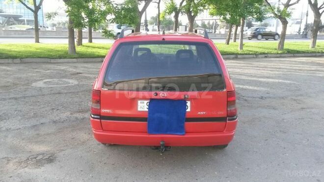 Opel Astra 1996, 327,147 km - 1.6 l - Bakı