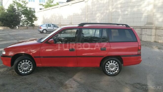 Opel Astra 1996, 327,147 km - 1.6 l - Bakı