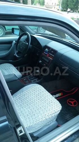 Mercedes C 200 1999, 272,000 km - 2.0 l - Yevlax