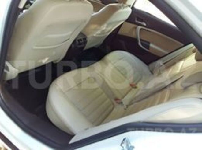 Opel Insignia 2011, 127,000 km - 2.0 l - Bakı