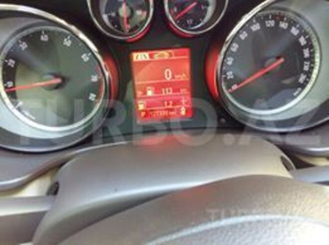 Opel Insignia 2011, 127,000 km - 2.0 l - Bakı