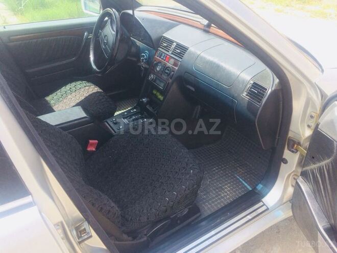 Mercedes C 220 1995, 389,510 km - 2.2 l - Kürdəmir