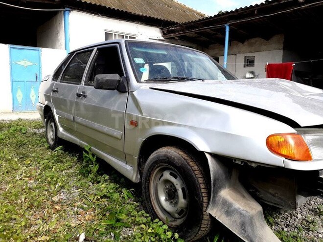 LADA (VAZ) 2115 2003, 276,000 km - 1.5 l - Ucar