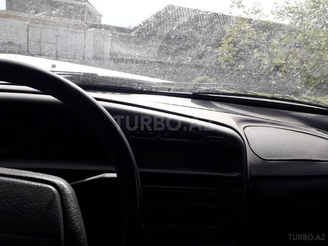LADA (VAZ) 2115 2003, 276,000 km - 1.5 l - Ucar