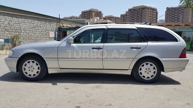 Mercedes C 180 2000, 272,271 km - 1.8 l - Bakı
