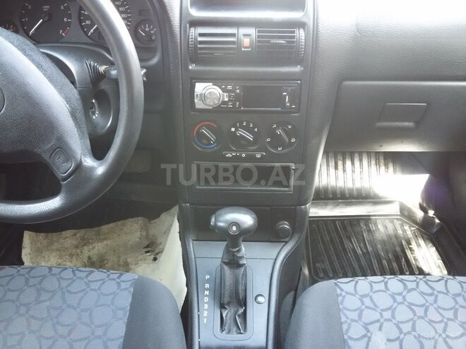 Opel Astra 2000, 210,000 km - 1.6 л - Bakı
