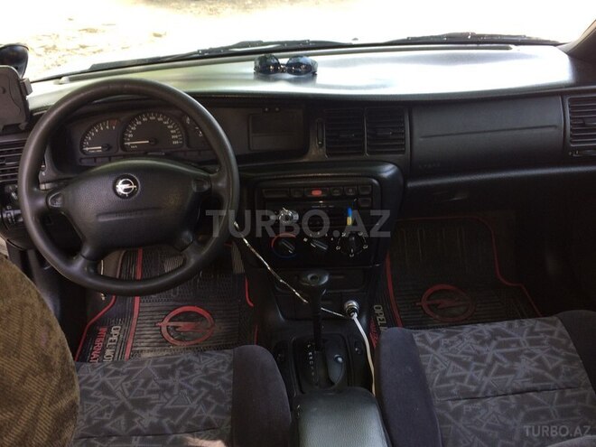 Opel Vectra 1997, 348,700 km - 1.8 l - Sumqayıt